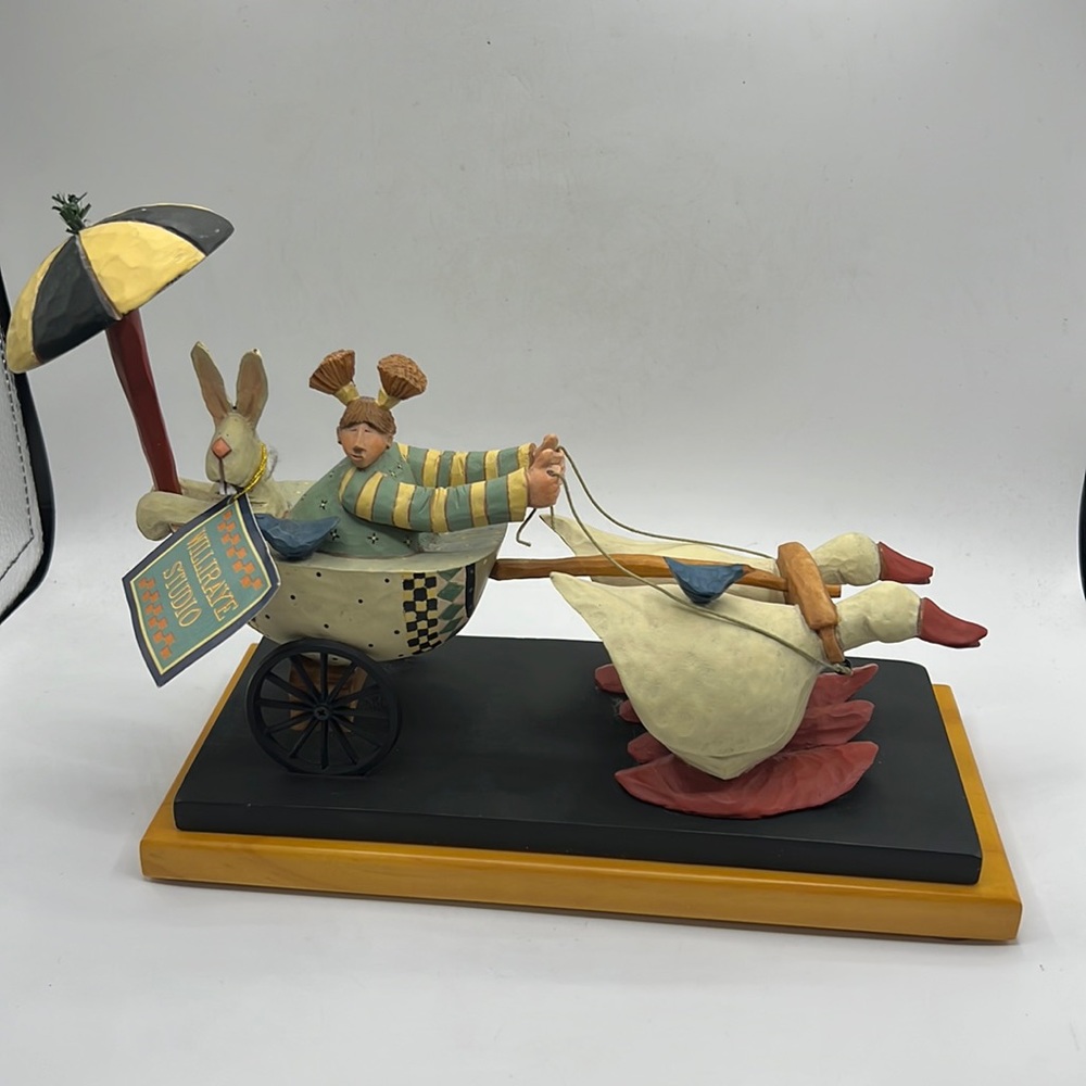 Williraye Studio Sunday Drive Collectible